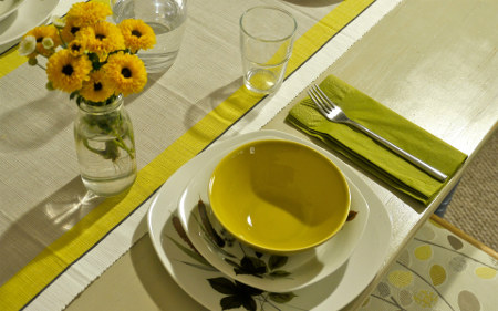 tableware in shades of green